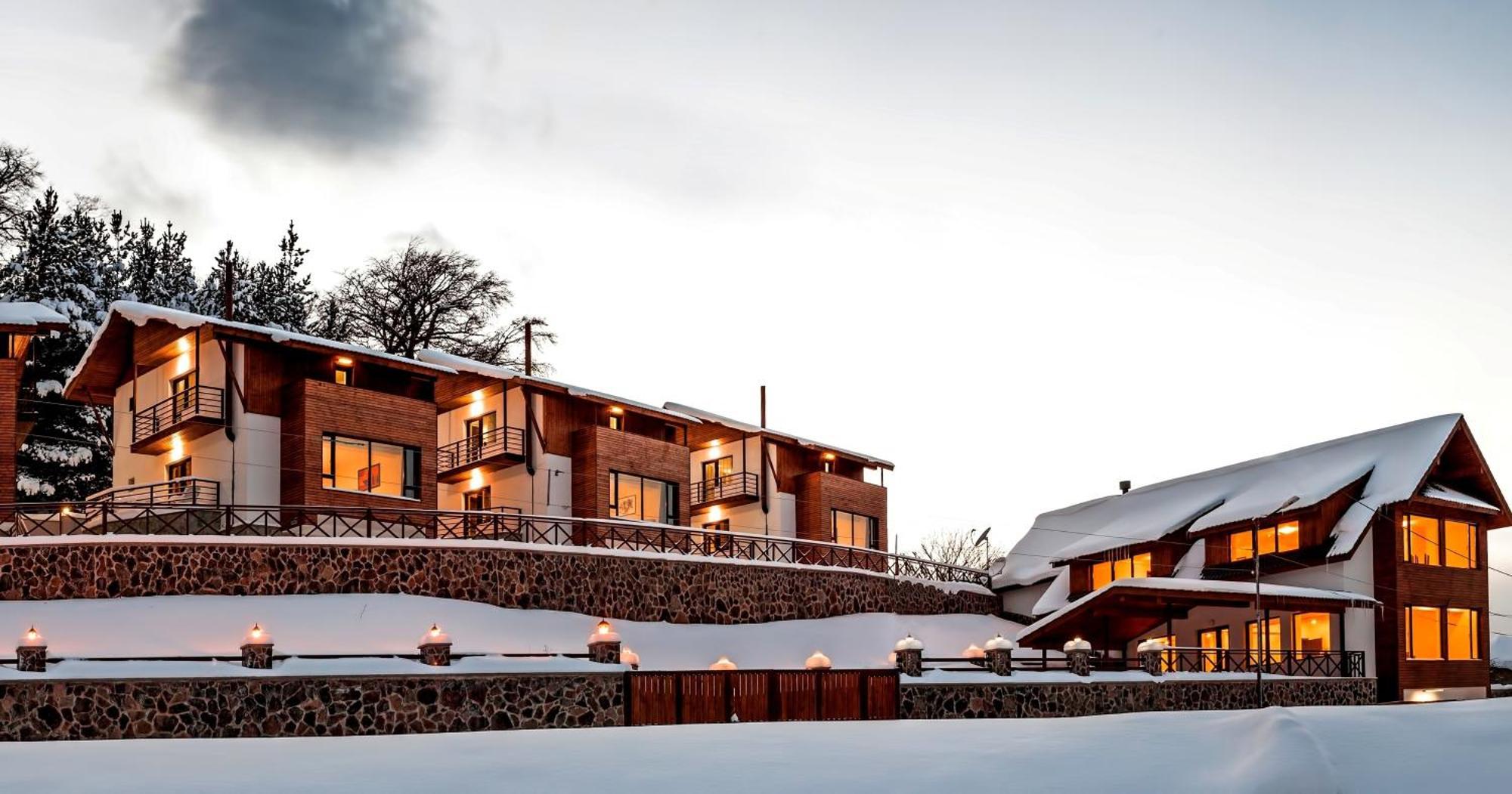 Crystal Hill Resort Bakuriani Eksteriør billede