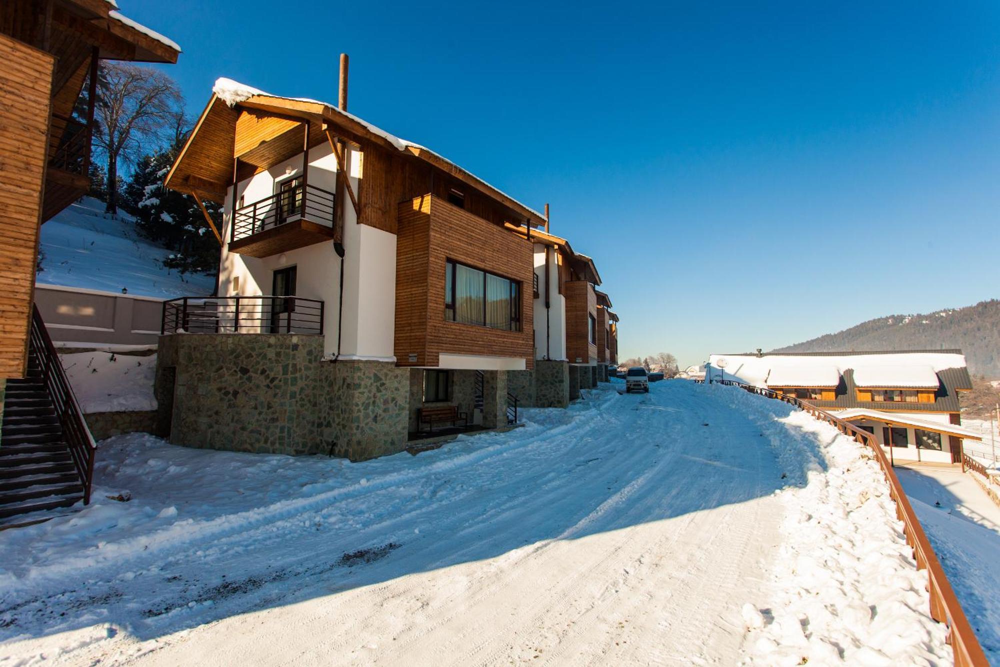 Crystal Hill Resort Bakuriani Eksteriør billede